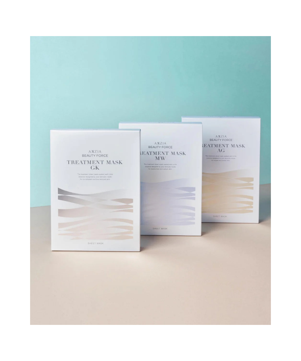 AXXZIA Beauty Force Treatment Mask GK – białe pudełka zbiorcze na niebieskim tle, linia Beauty Force