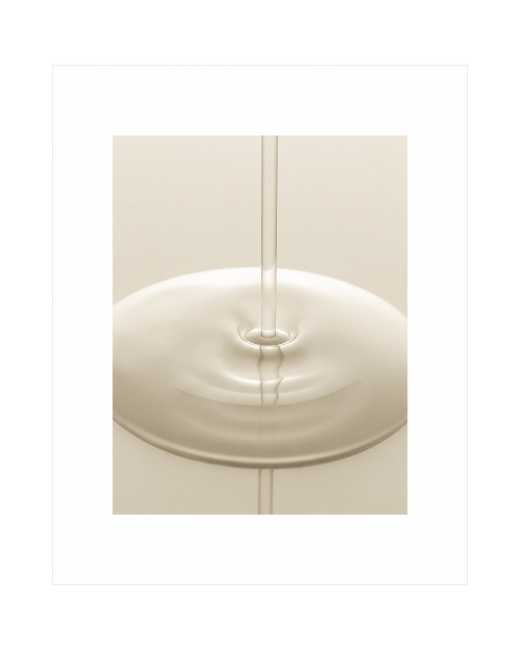 Spa Treatment β Essence – Skoncentrowana esencja z β-glukanem do głębokiej regeneracji skóry*