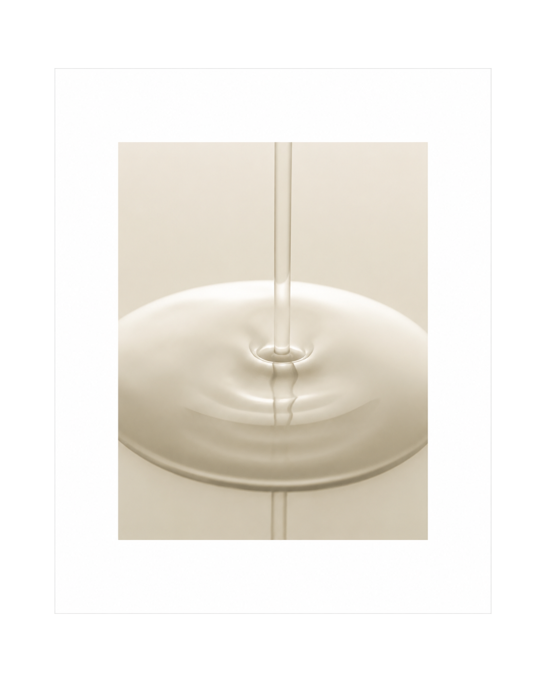 Spa Treatment β Essence – Skoncentrowana esencja z β-glukanem do głębokiej regeneracji skóry*