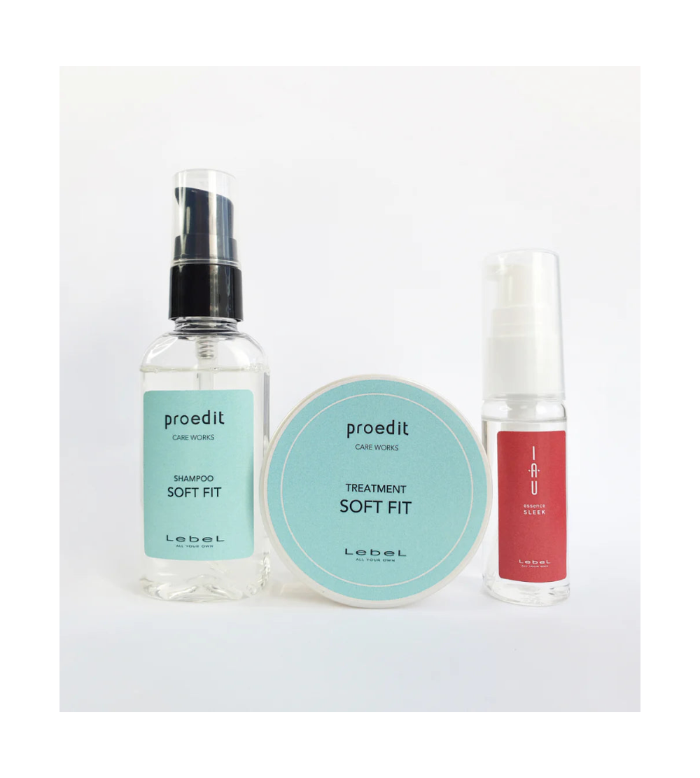 Moisturising & Revitalising set - Zestaw pielęgnacyjny odpowiedni do każdego rodzaju włosów*