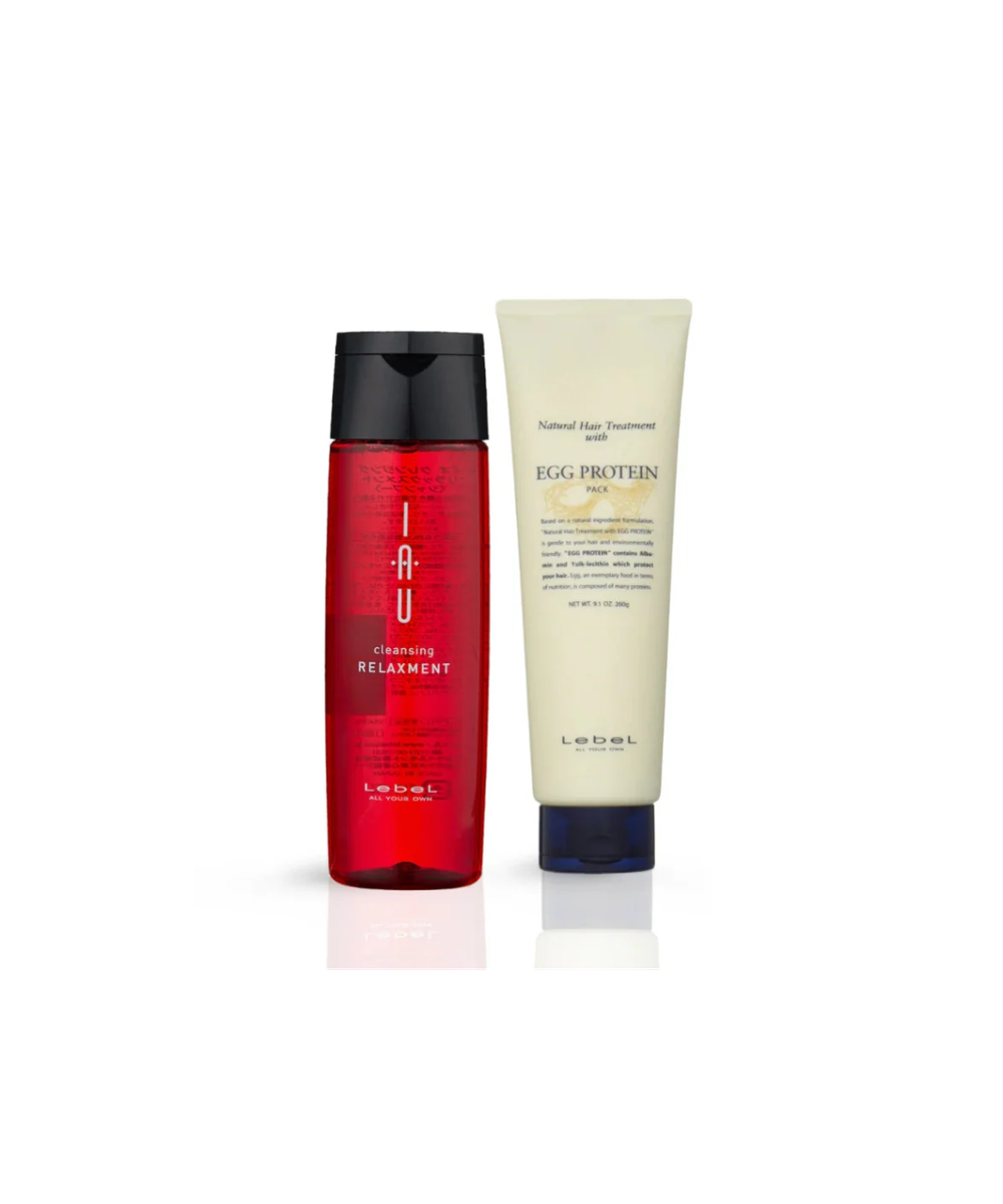Szampon IAU Cleansing Relaxment w czerwonej butelce i odżywka Egg Protein w jasnej tubce na białym tle